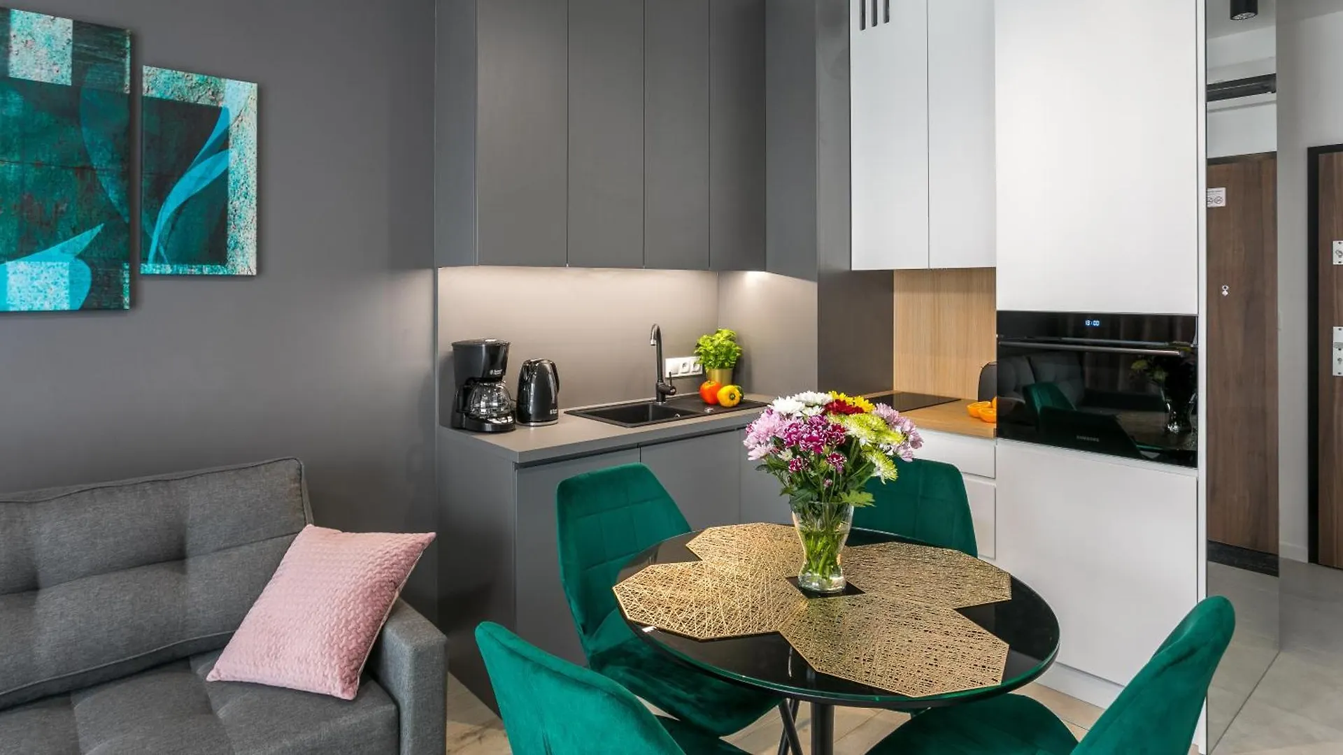 My Krakow Apartments - Rakowicka 0*,  Poland