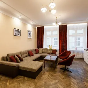Vintage Poselska Apartment